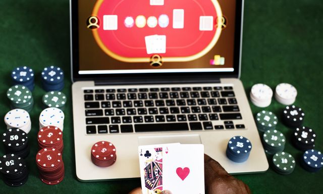 Poker live VS poker online: differenze e punti in comune - -